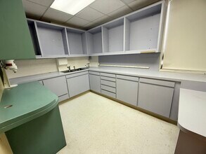 55 Town Line Rd, Wethersfield, CT for lease Building Photo- Image 1 of 7
