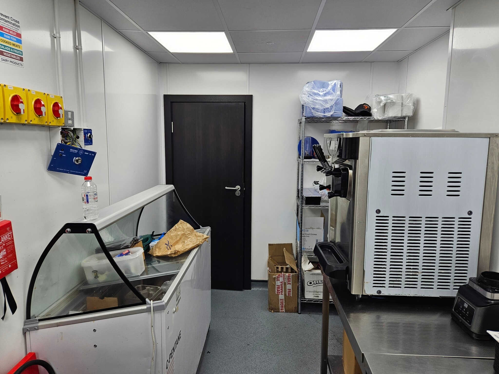 Alum Rock Rd, Birmingham for sale Interior Photo- Image 1 of 45