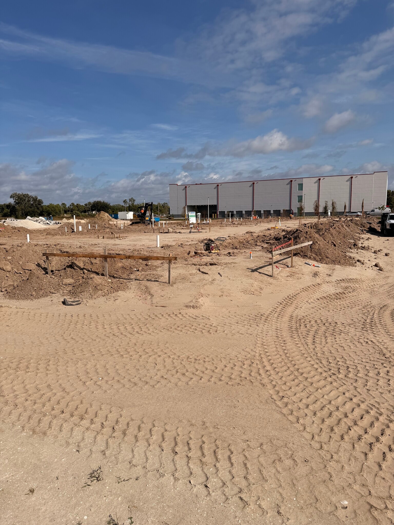 13630 Goldenwood Dr, Fort Myers, FL for lease Building Photo- Image 1 of 6