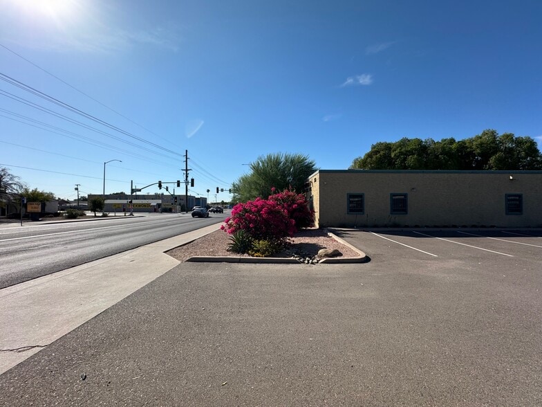 760 S Stapley Dr, Mesa, AZ for lease - Building Photo - Image 2 of 14