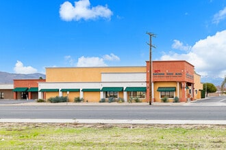 910-960 N State St, Hemet, CA for lease Building Photo- Image 2 of 11