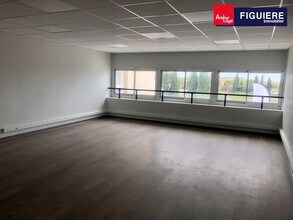 1 Avenue Clément Ader, Istres for lease Building Photo- Image 1 of 13