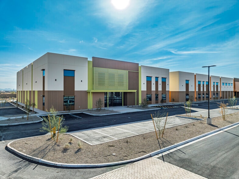 3327 S Sossaman Rd, Mesa, AZ for lease - Building Photo - Image 3 of 8