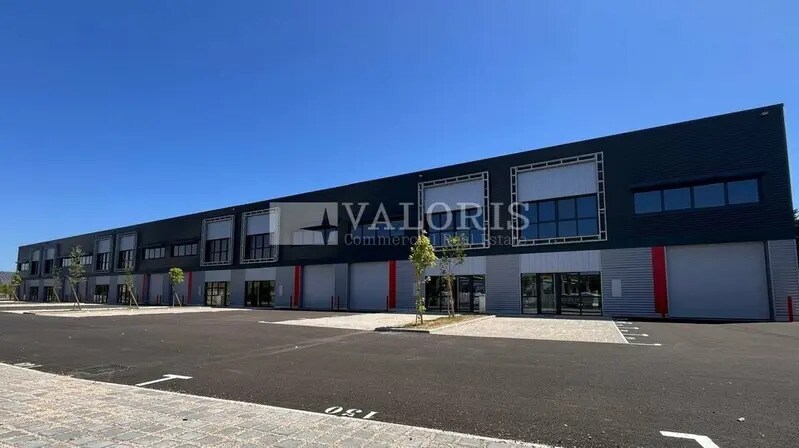 Industrial in Villeneuve-lès-Avignon for lease - Building Photo - Image 2 of 15