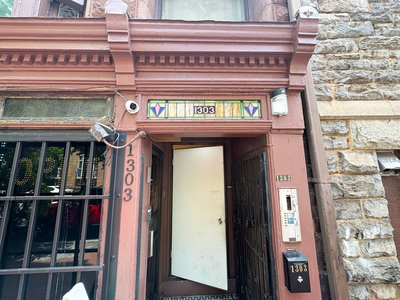 1303 N Charles St, Baltimore, MD for sale - Building Photo - Image 2 of 13