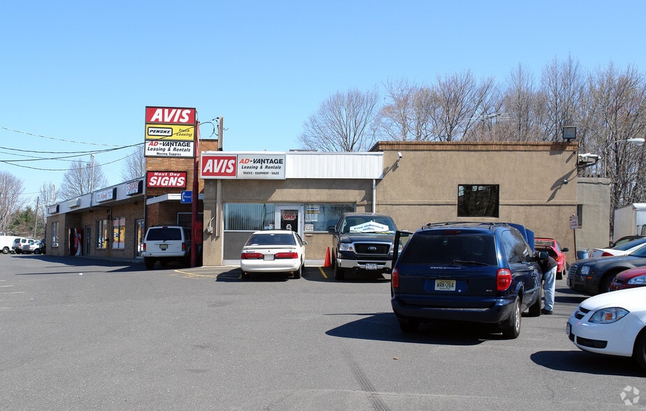 300 Rt-17, Paramus, NJ for lease - Building Photo - Image 2 of 4