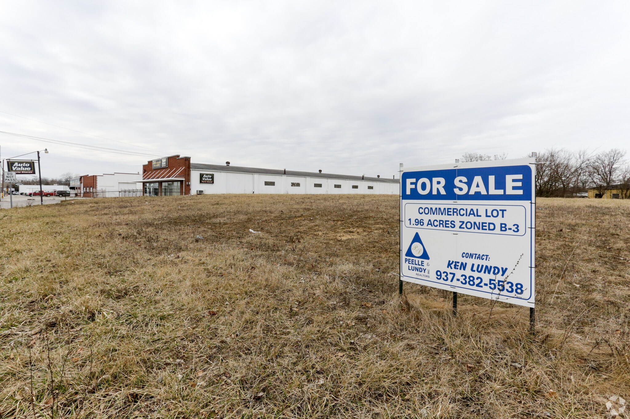 1033-1053 W Main St, Wilmington, OH for sale Primary Photo- Image 1 of 1