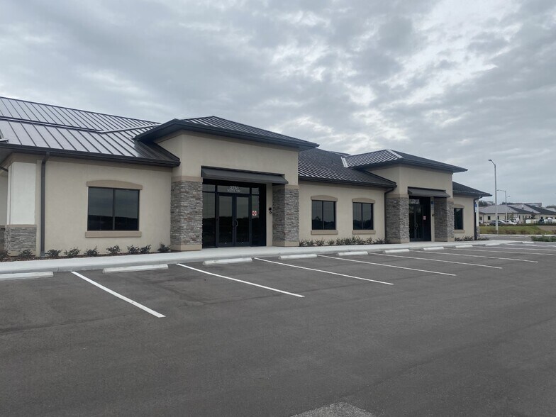 2761 Citrus Tower Blvd, Clermont, FL for sale - Building Photo - Image 1 of 1