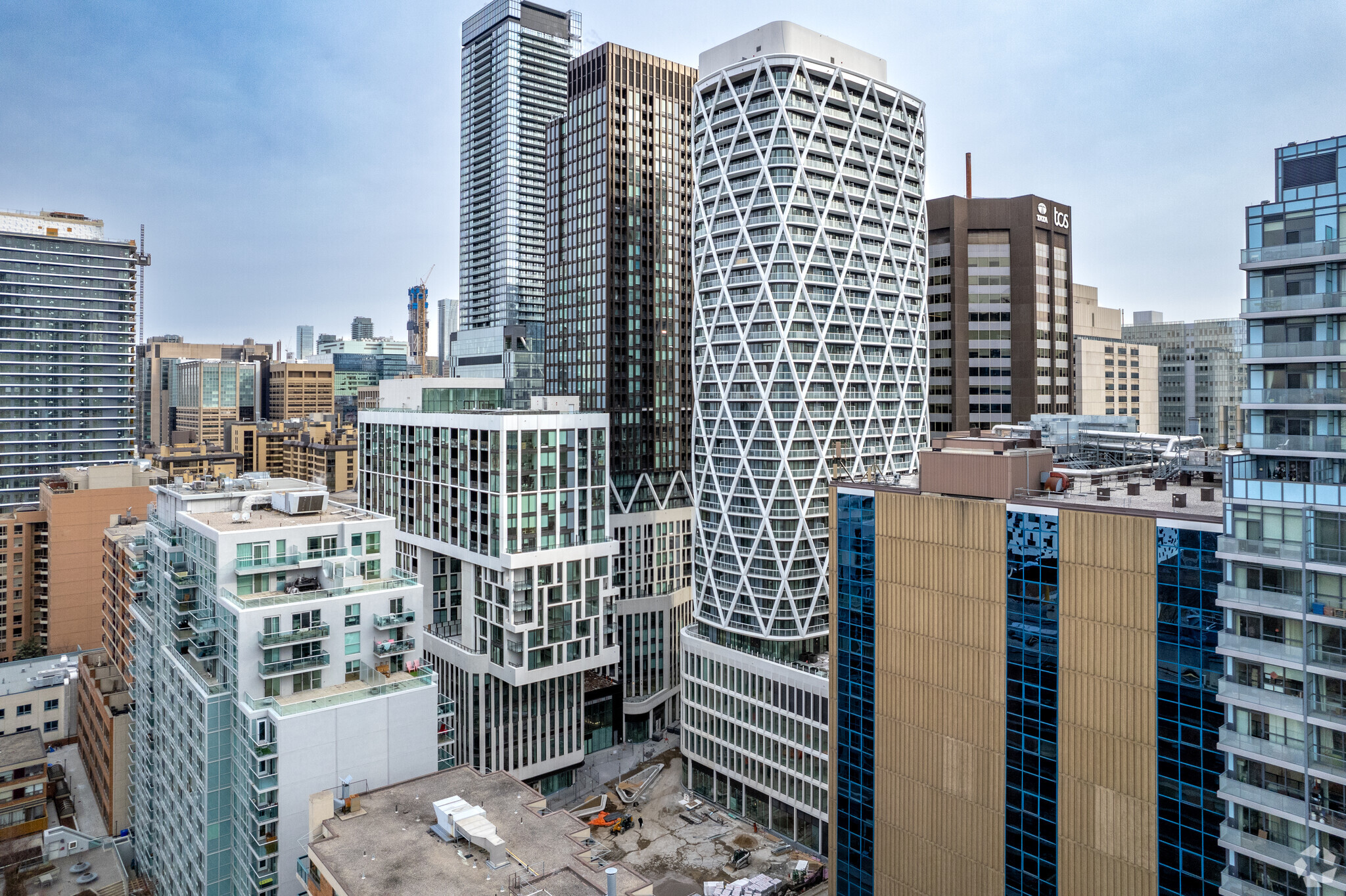 234 Simcoe St, Toronto, ON for sale Primary Photo- Image 1 of 1