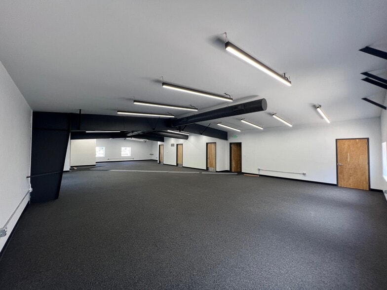 1978-1980 S Acoma St, Denver, CO for lease - Interior Photo - Image 2 of 13