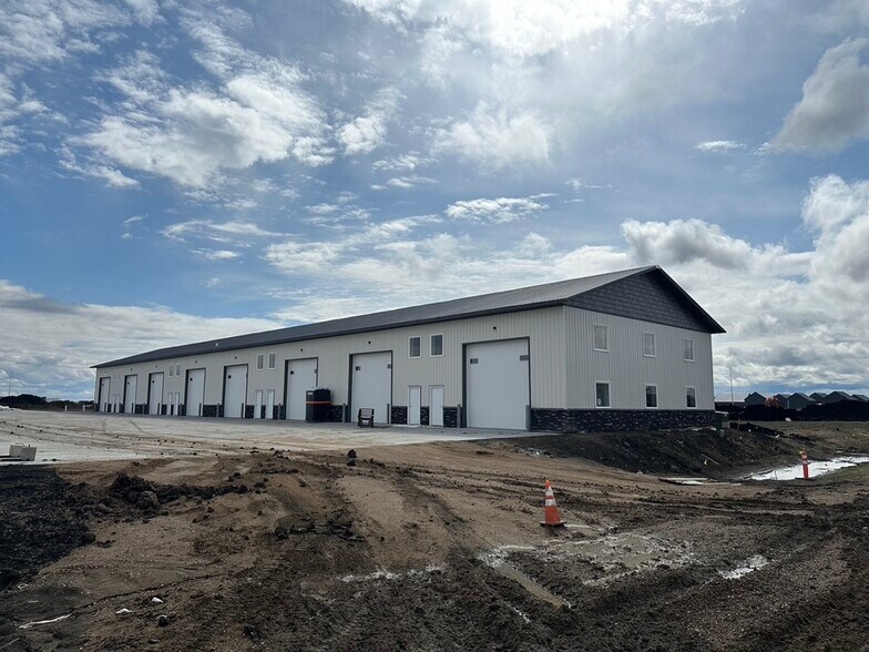 9815 Industrial, Horace, ND 58047 Concepts Industrial Shop Condos