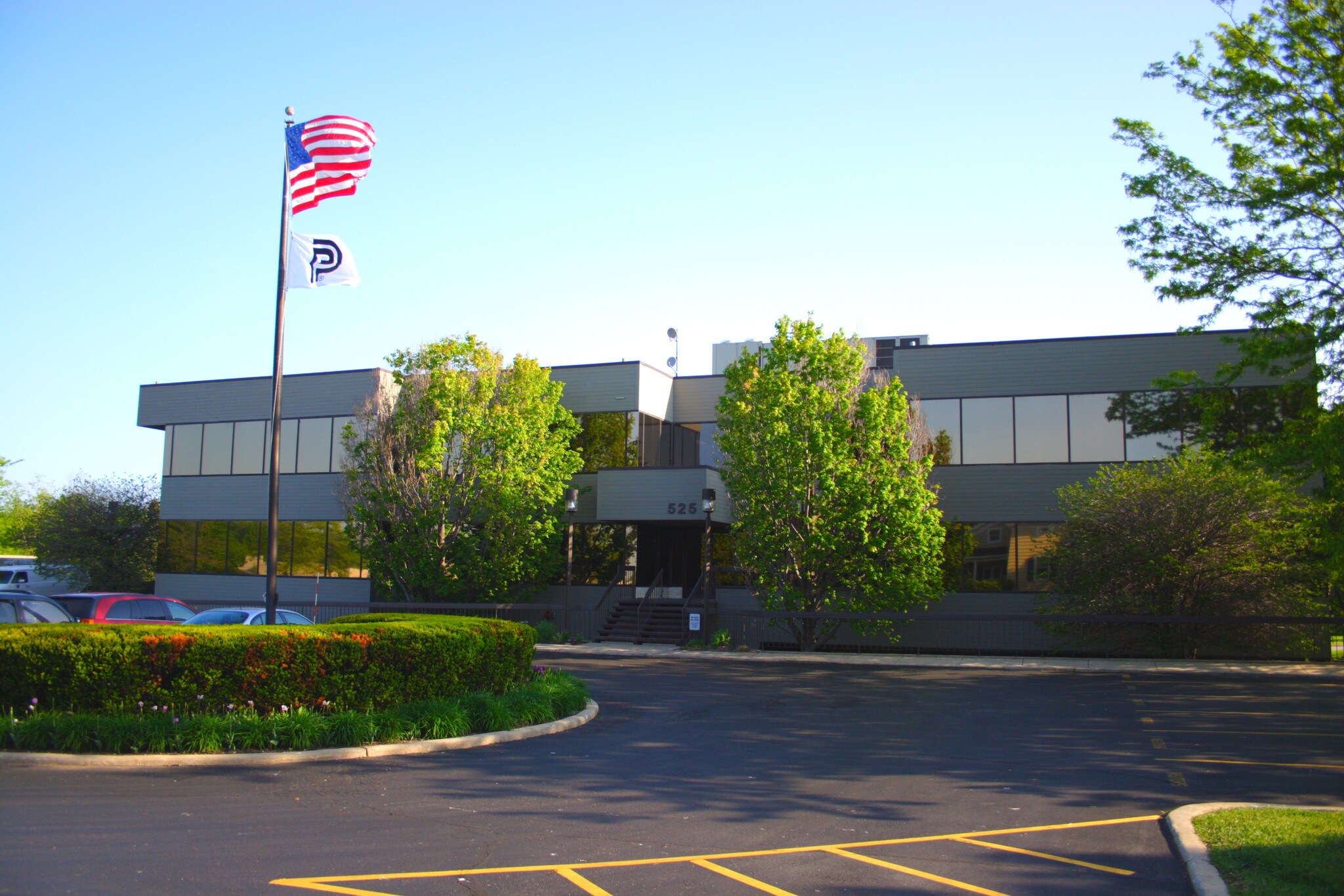 525 Dunham Rd, St Charles, IL for sale Building Photo- Image 1 of 1