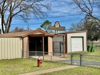 More details for 5920 Walnut Creek Dr, Granbury, TX - Retail for Sale