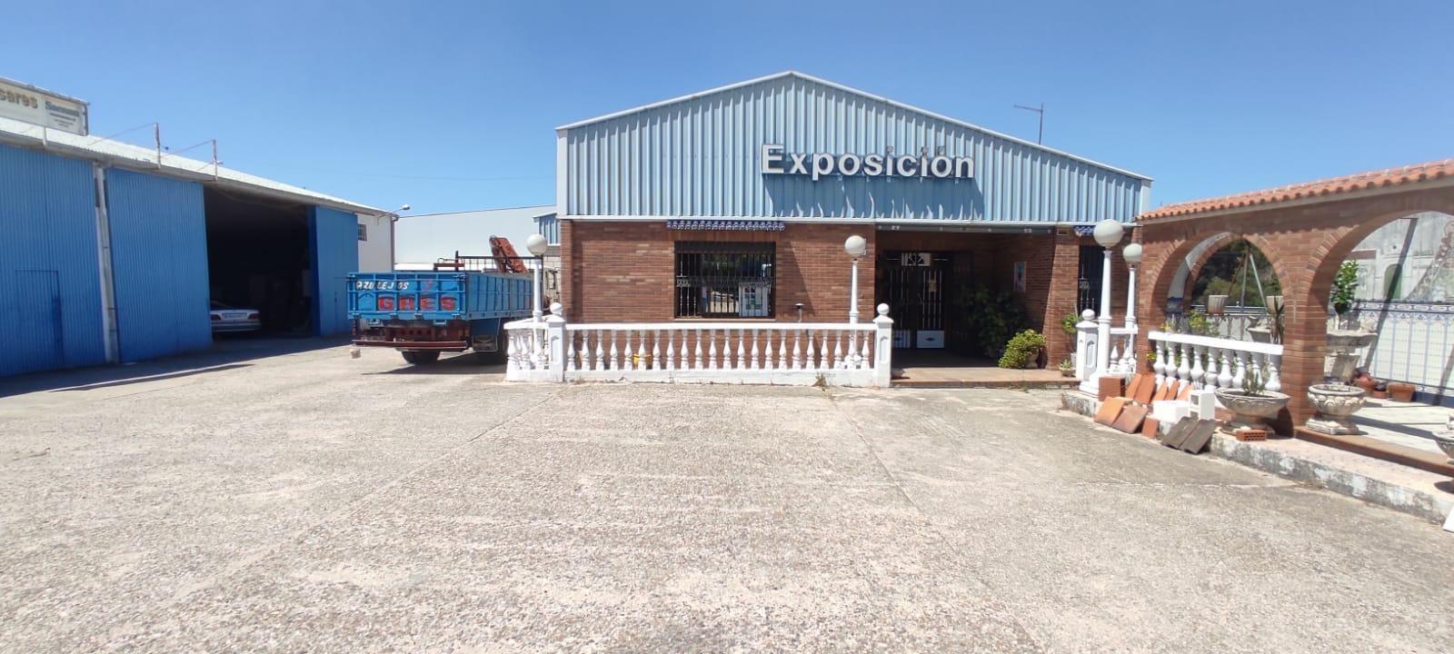 Industrial in Malpartida de Cáceres, Cáceres for sale Building Photo- Image 1 of 28
