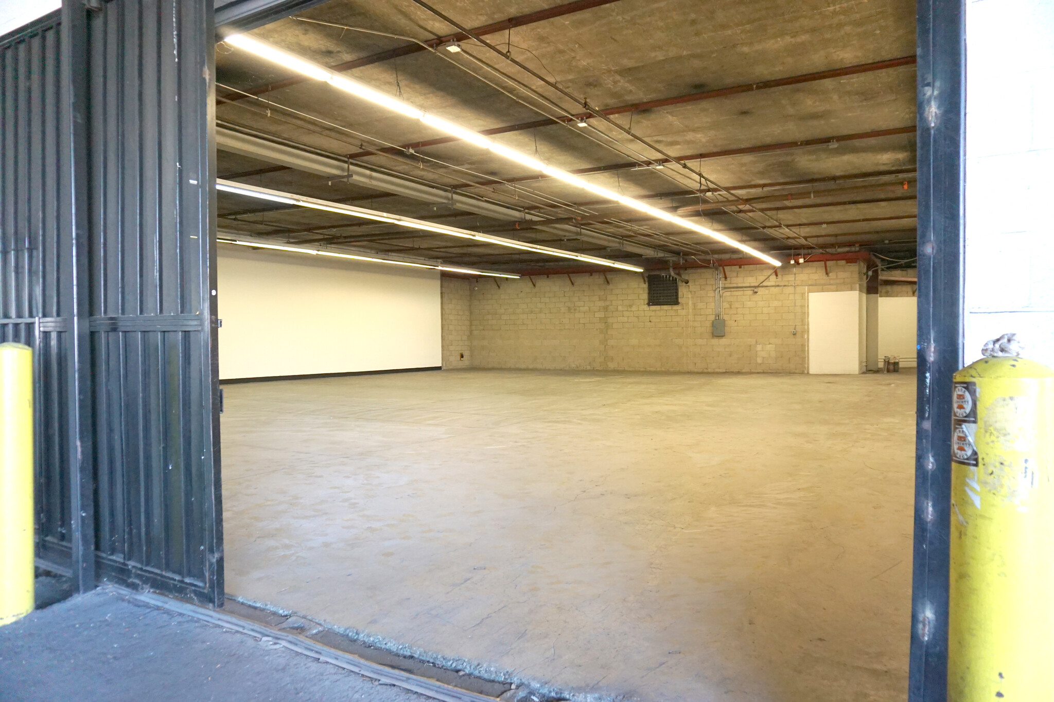 1601 Griffith Ave, Los Angeles, CA 90021 - Industrial for Lease | LoopNet