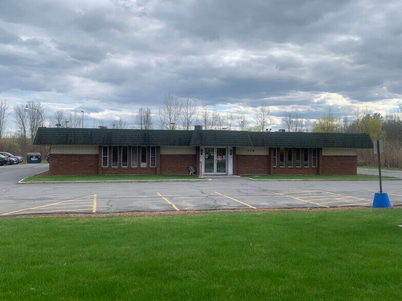 179 Tom Miller Rd, Plattsburgh, NY 12901