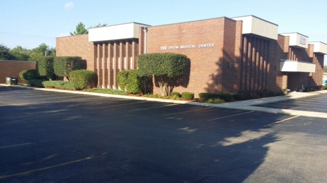 720 Brom Ct, Naperville, IL for sale Building Photo- Image 1 of 1