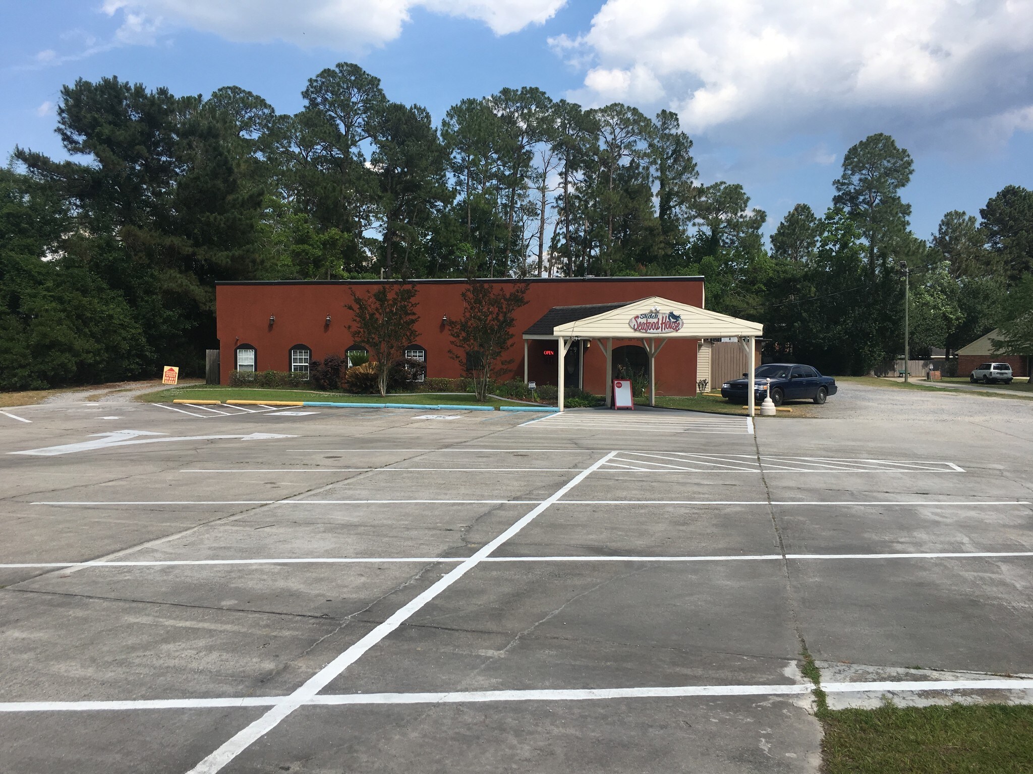 348 Robert Blvd, Slidell, LA 70458