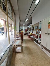 Retail in Montcada i Reixac, Barcelona for lease Interior Photo- Image 2 of 6