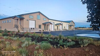 New Madras Industrial Suites - Warehouse