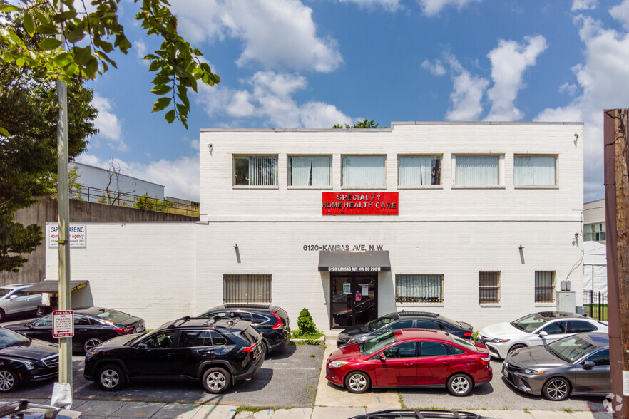 6120 Kansas Ave NW, Washington, DC for lease - Primary Photo - Image 1 of 12