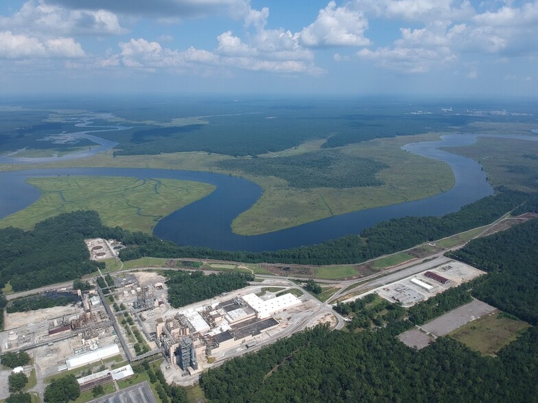 3350 Cypress Gardens Rd, Moncks Corner, SC for sale - Building Photo - Image 2 of 6