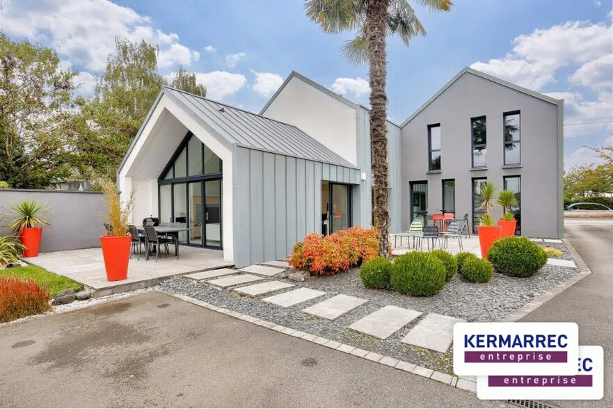 Office in Chantepie for sale - Building Photo - Image 1 of 6