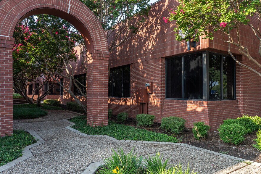 6220 N Belt Line Rd, Irving, TX for lease - Building Photo - Image 3 of 8