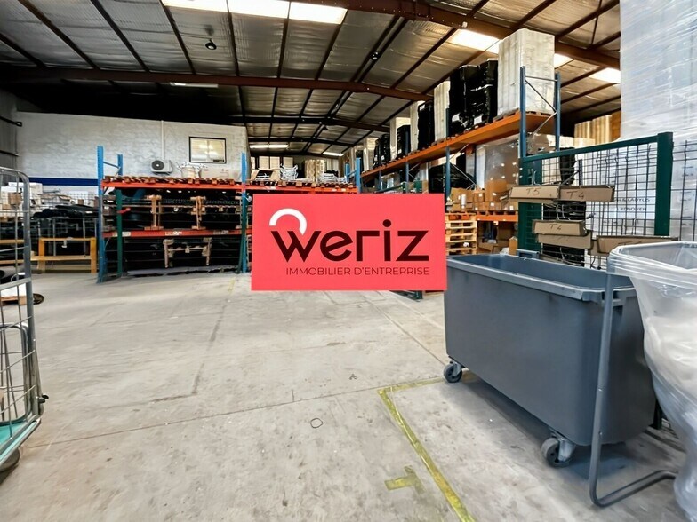 Industrial in Velaux for lease - Building Photo - Image 3 of 9