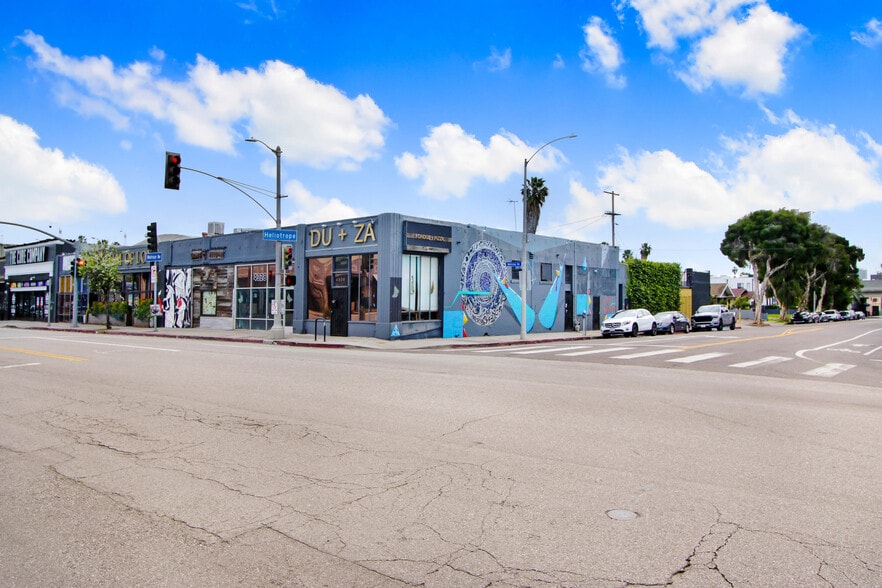 4318-4330 Melrose Ave, Los Angeles, CA for lease - Building Photo - Image 2 of 14