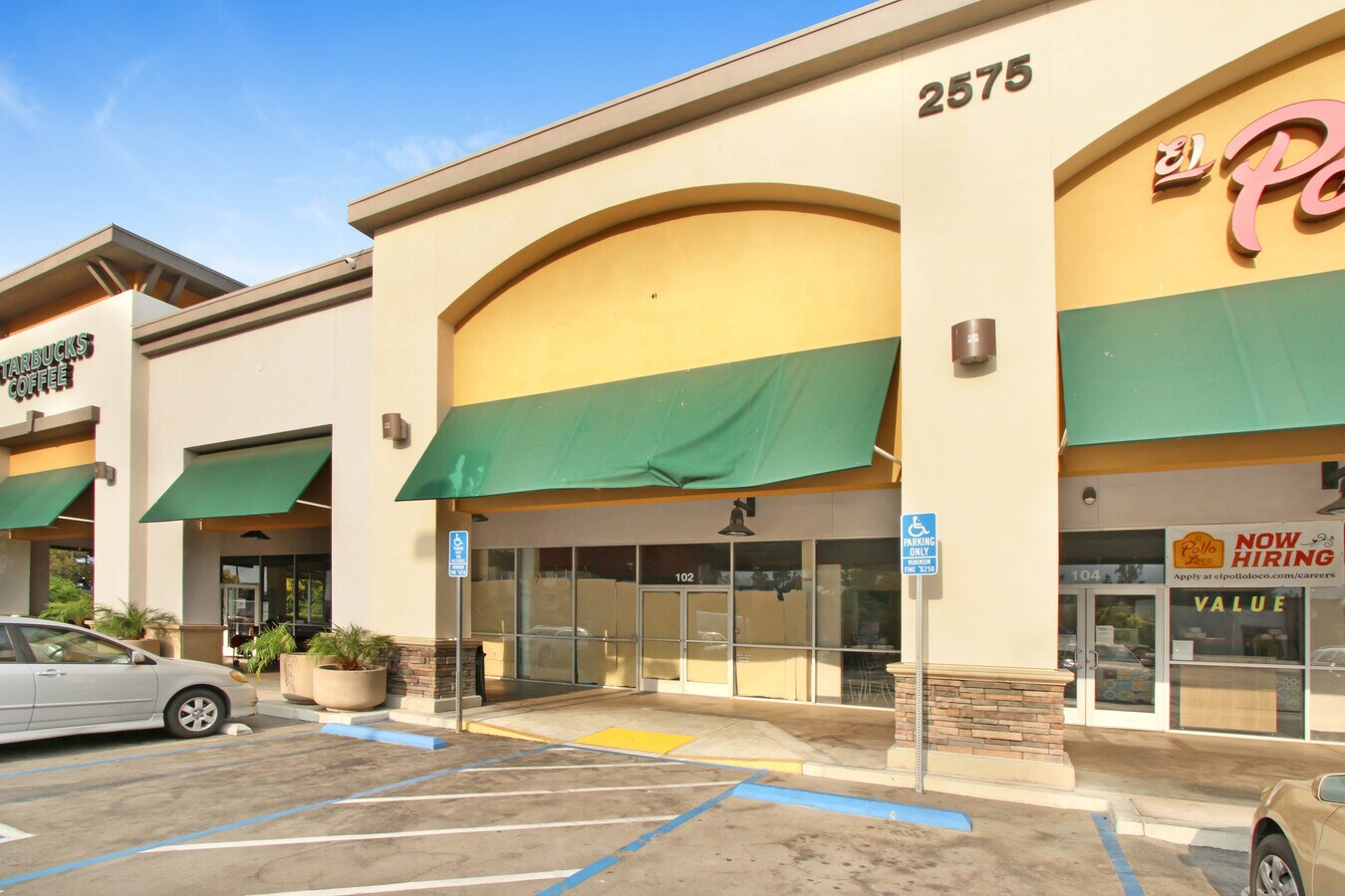 2575 N Hollywood Way, Burbank, CA 91505