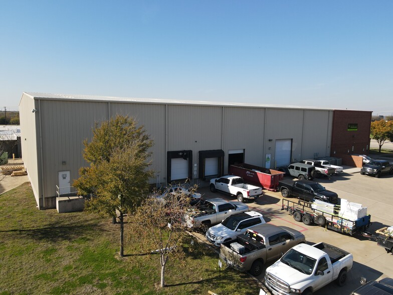 4801 W University Dr, Denton, TX for lease - Building Photo - Image 2 of 15