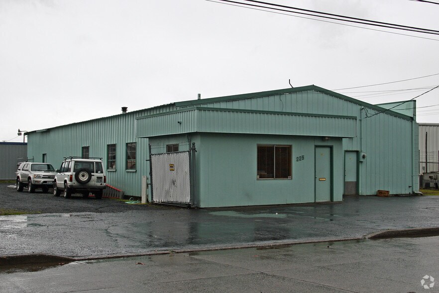 225 Hudson St, Longview, WA for sale - Primary Photo - Image 1 of 1