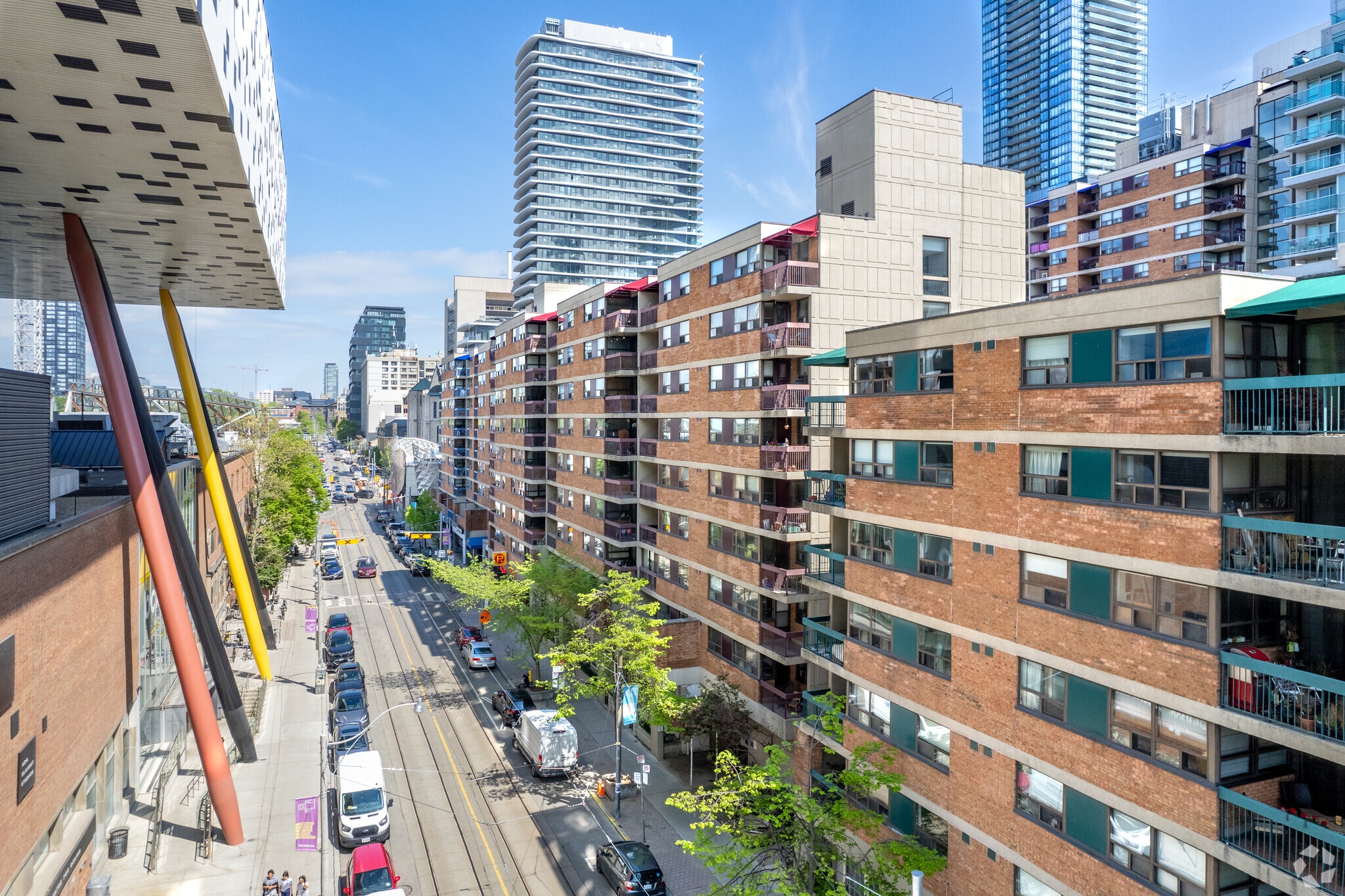 101 Mccaul St, Toronto, ON for lease Primary Photo- Image 1 of 6