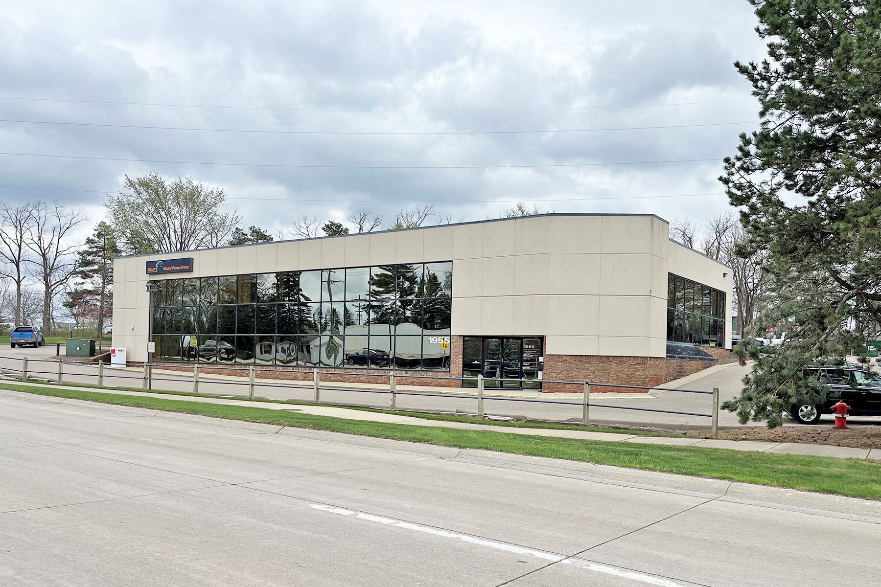 1955 W Hamlin Rd, Rochester Hills, MI 48309 Office for Lease