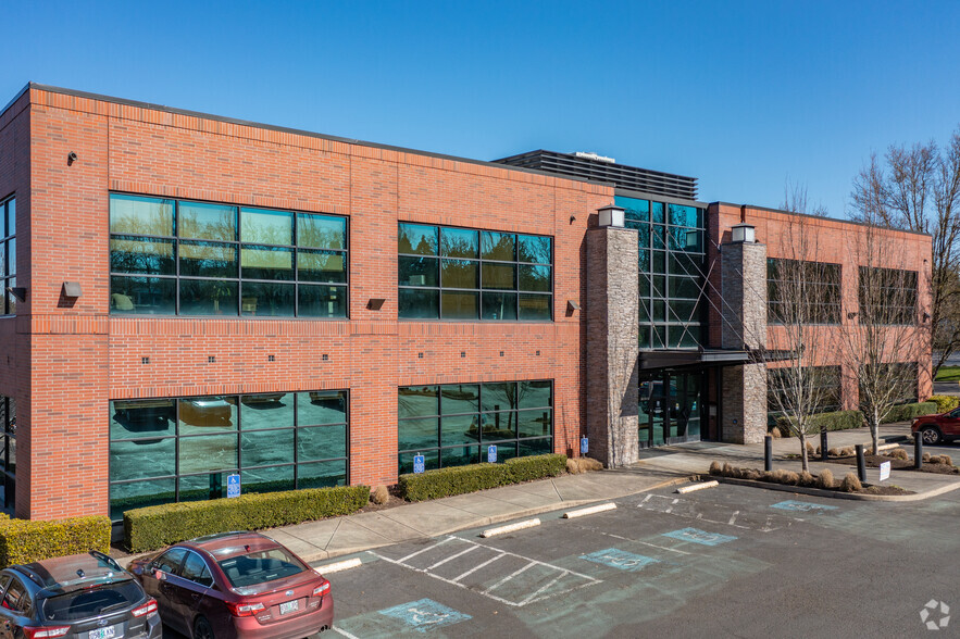 8050 SW Warm Springs St, Tualatin, OR for lease - Building Photo - Image 3 of 8