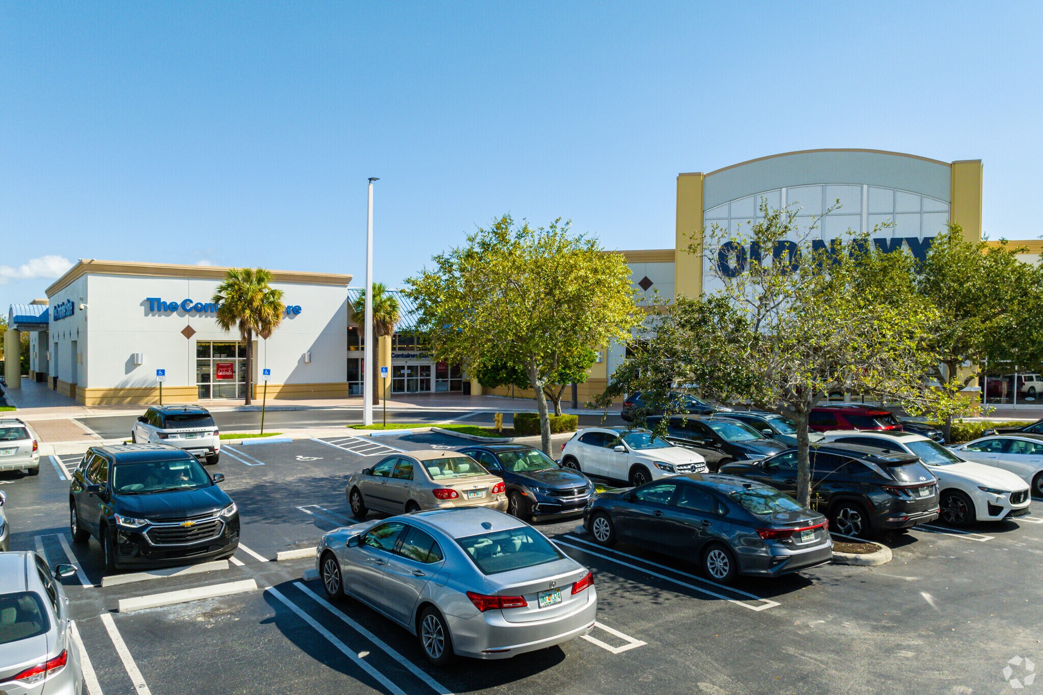 7200-7240 N Kendall Dr, Miami, FL for sale Primary Photo- Image 1 of 1