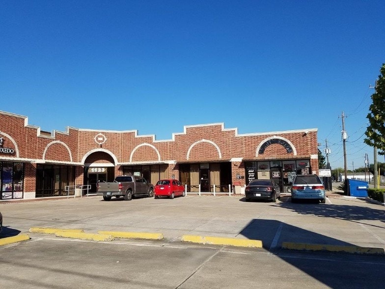 1123 Broadway St, Houston, TX 77012