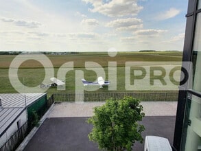 Isles-lès-Villenoy - AERIAL map view