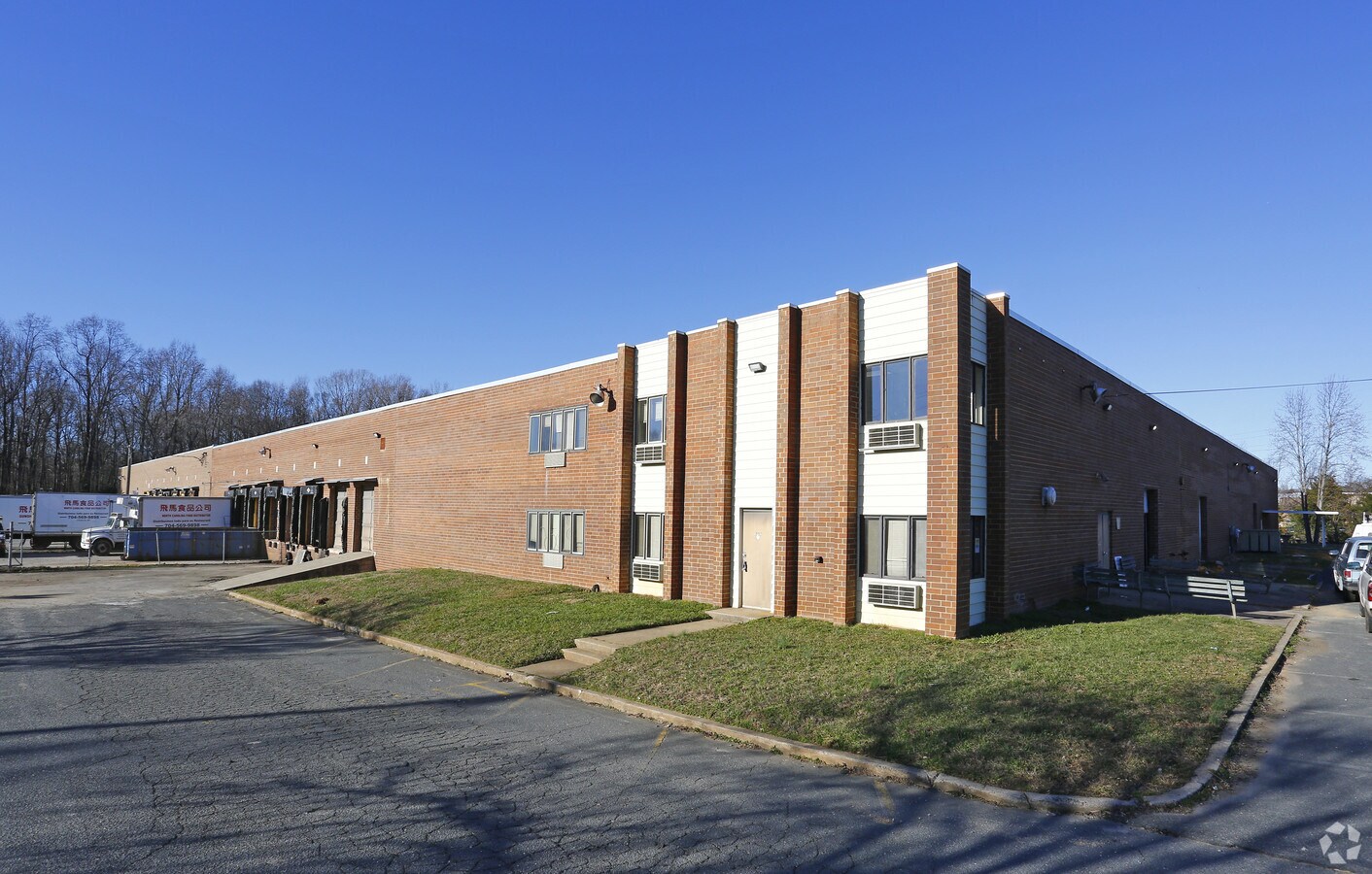 5427 N Sharon Amity Rd, Charlotte, NC 28215