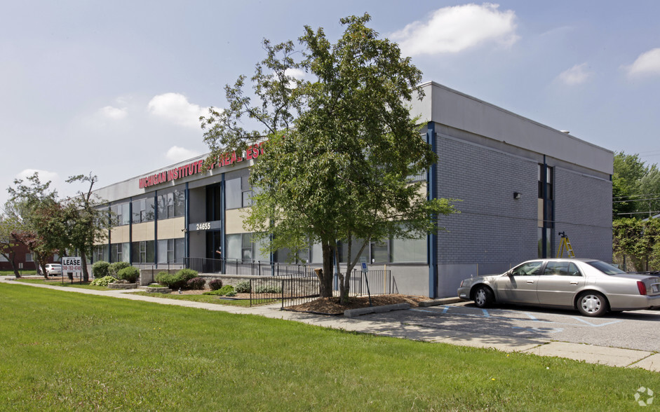 24655 Southfield Rd, Southfield, MI for lease - Primary Photo - Image 1 of 6