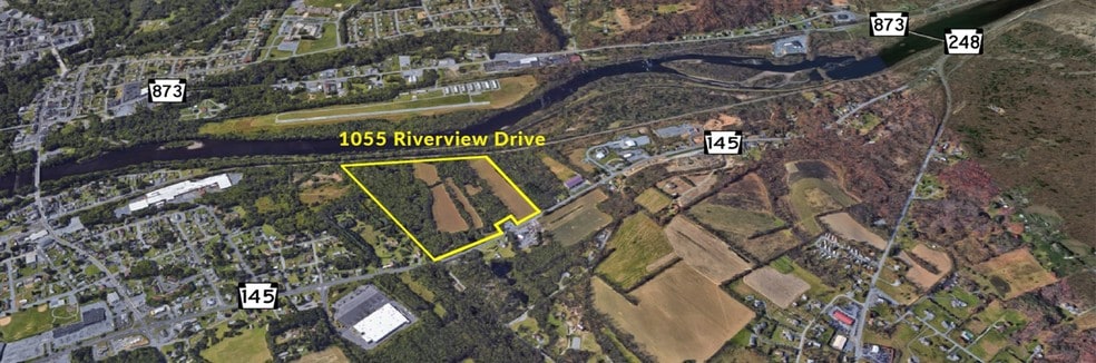 1055 Riverview Dr, Walnutport, PA for sale - Building Photo - Image 2 of 2