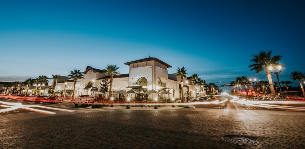 5951 E Village Center Loop Rd, San Diego, CA for lease - Building Photo - Image 2 of 10