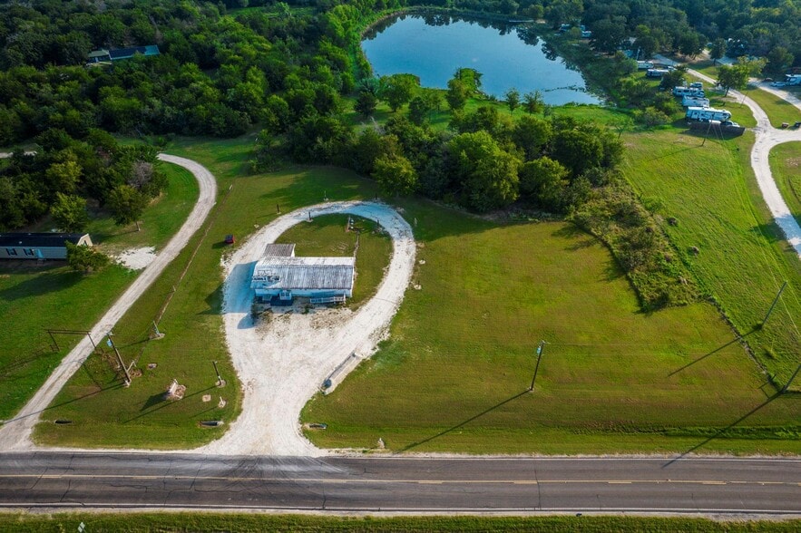 260 Spur 114, Streetman, TX for sale - Building Photo - Image 2 of 3