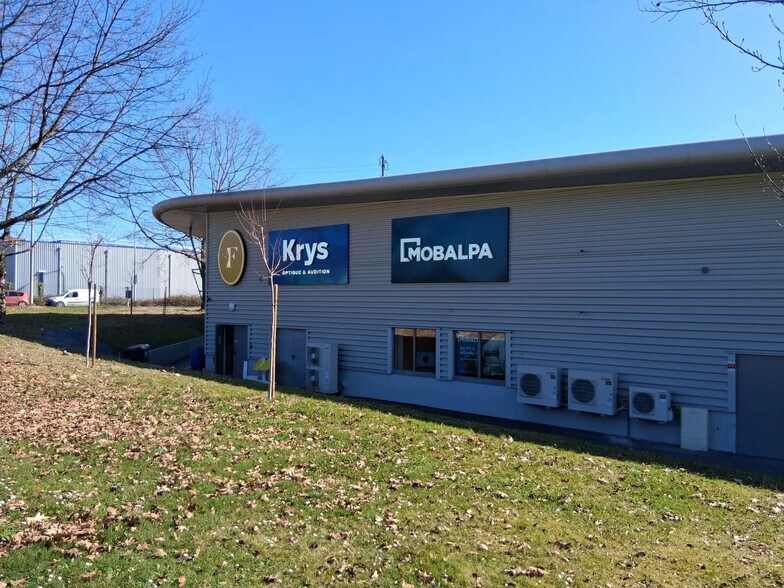 2 Rue Jean Monnet, Lons for lease - Building Photo - Image 2 of 4