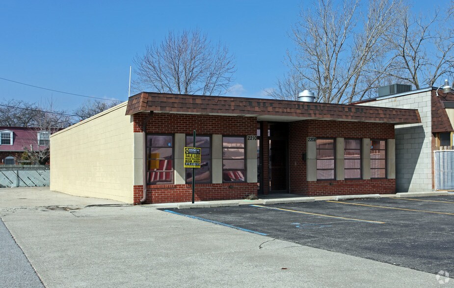 2208-2210 Tedrow Rd, Toledo, OH for sale - Primary Photo - Image 1 of 1