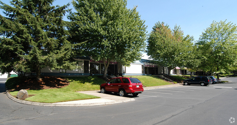 10180 SW Nimbus Ave, Tigard, OR for lease - Building Photo - Image 3 of 7