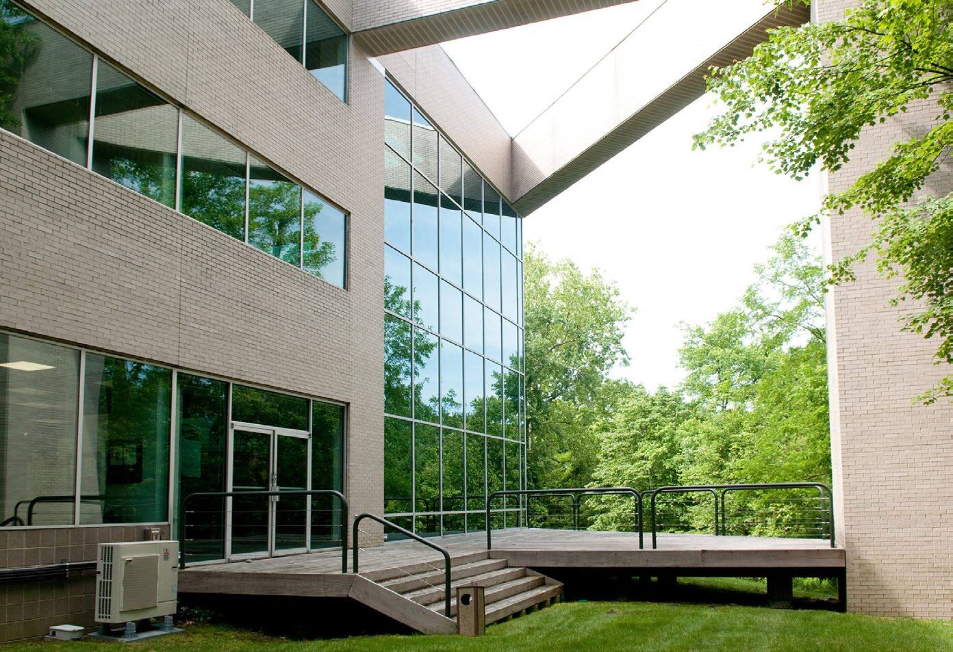 9175 Guilford Rd, Columbia, MD for lease Building Photo- Image 1 of 7