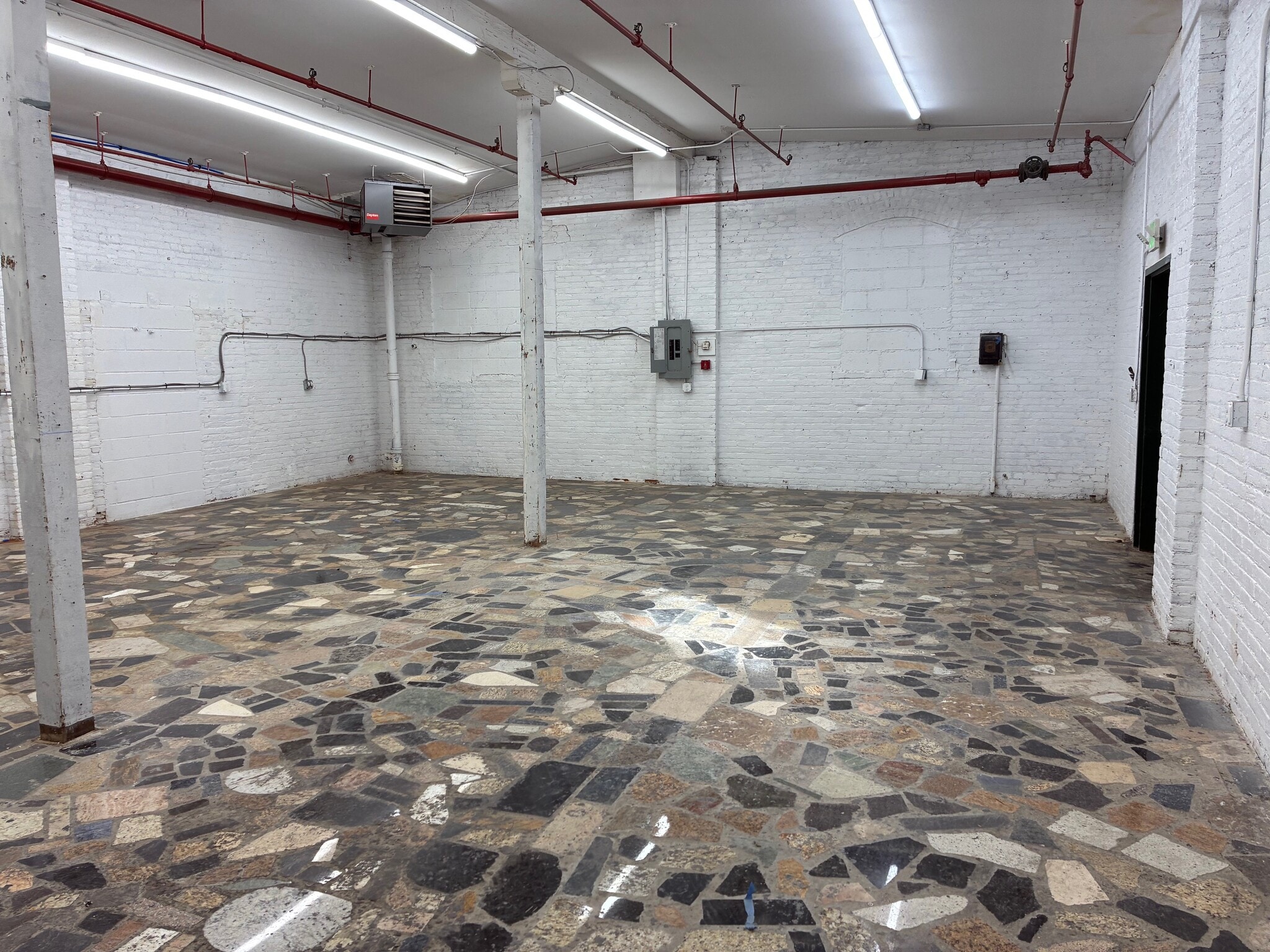 210-211 Cottage St, Poughkeepsie, NY for lease Interior Photo- Image 1 of 6