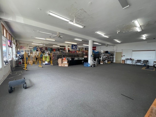 98-390 Kamehameha Hwy, Aiea, HI for lease - Building Photo - Image 3 of 9